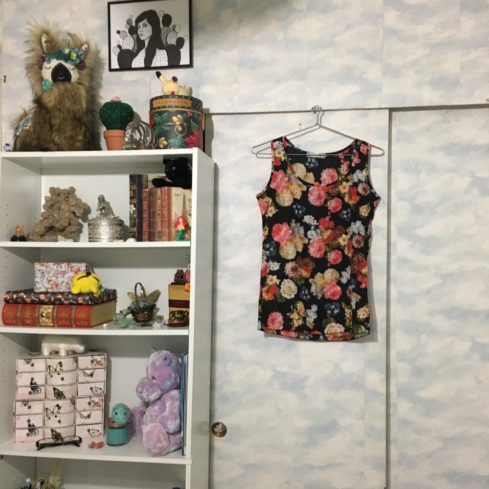 Black Tank Colorful Floral Small Top
